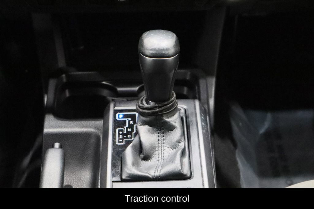 Used 2021 Toyota Tacoma TRD Off-Road w/ Technology Package image 13