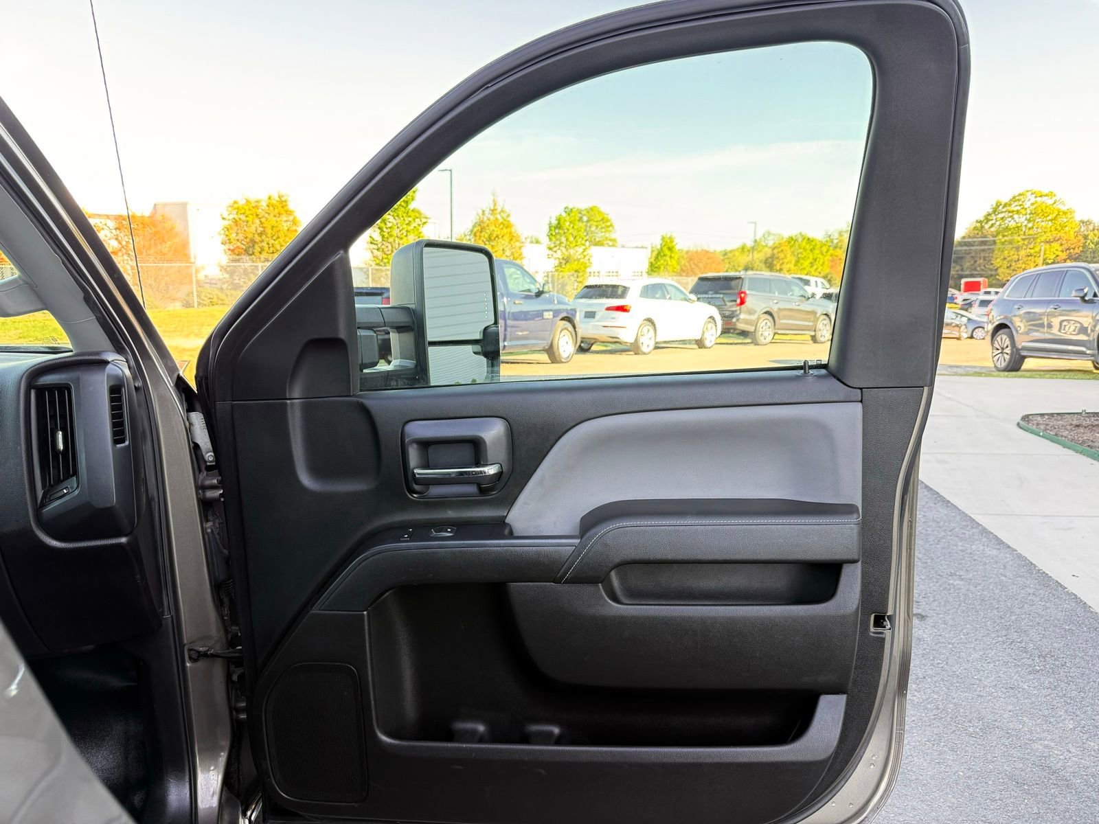 Used 2015 Chevrolet Silverado 3500 W/T w/ WT Fleet Convenience Package AWD/4WD image 18