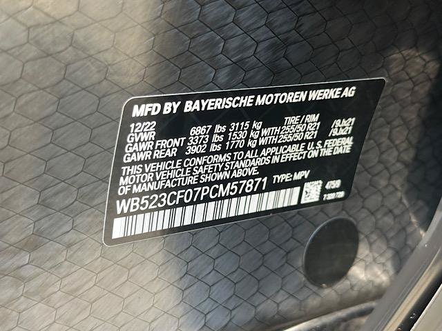 Used 2023 BMW iX xDrive50 w/ Sport Package AWD/4WD image 30