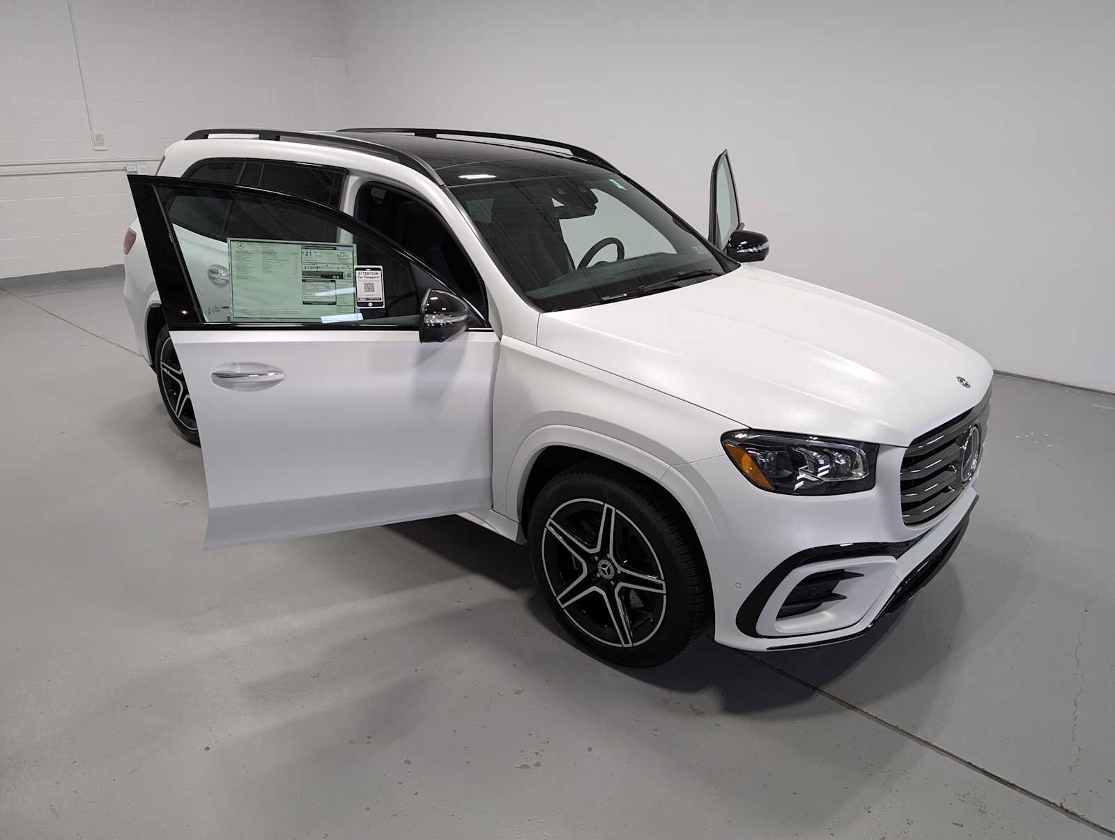 New 2026 Mercedes-Benz GLS 450 4MATIC image 13