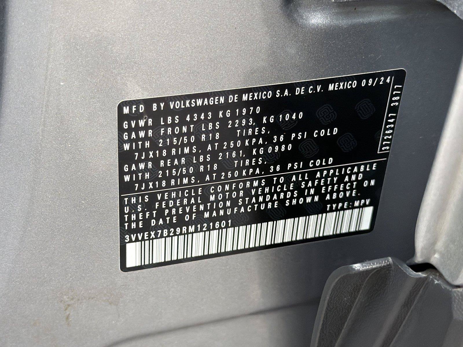 Used 2024 Volkswagen Taos SE FWD image 31
