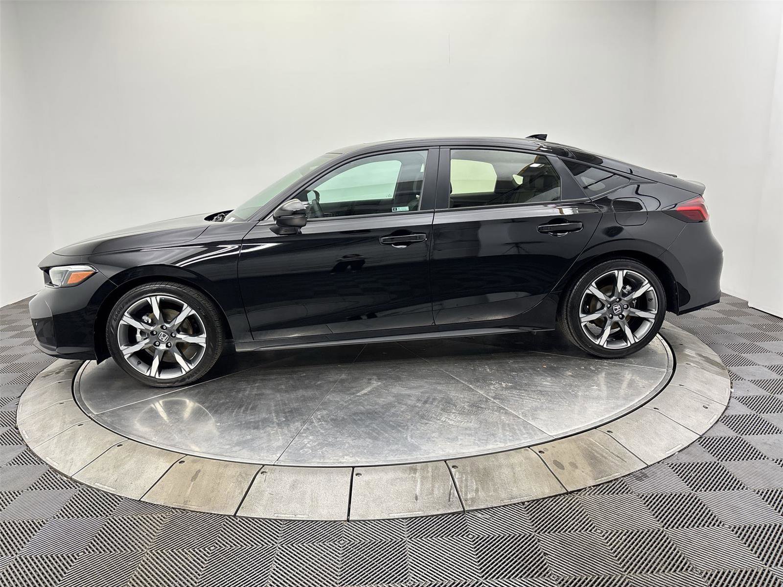 Used 2026 Honda Civic Sport Touring image 16