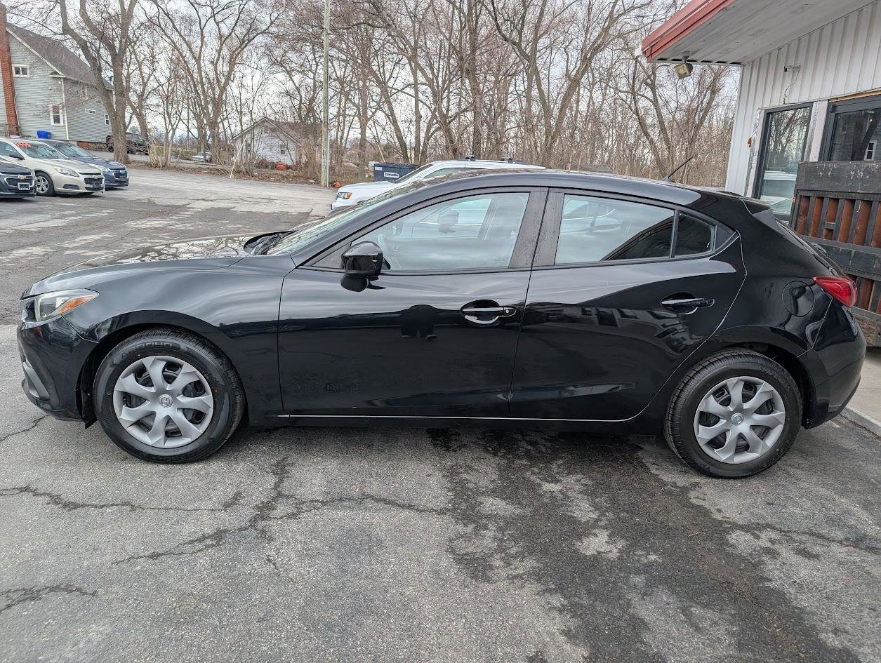 Used 2015 MAZDA MAZDA3 i Sport image 4