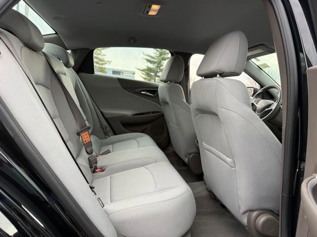 Used 2023 Chevrolet Malibu LT image 11