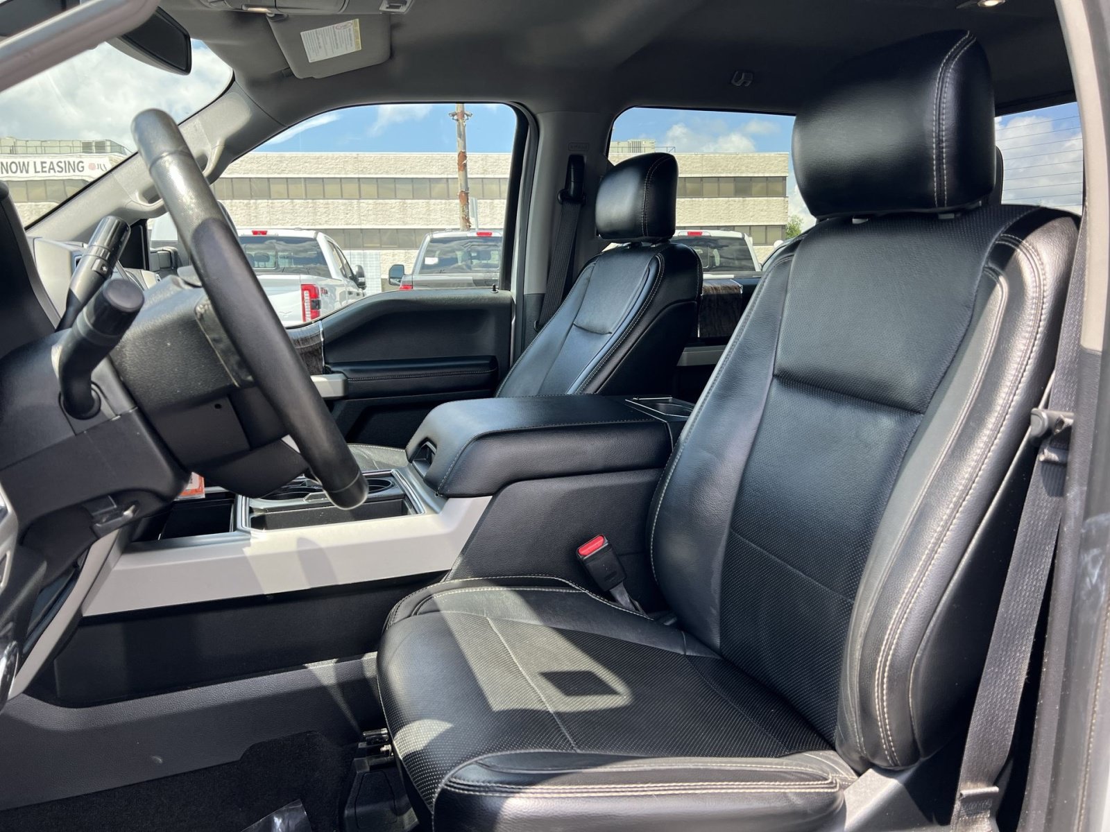 Used 2017 Ford F350 Lariat w/ Tow Technology Bundle AWD/4WD image 13