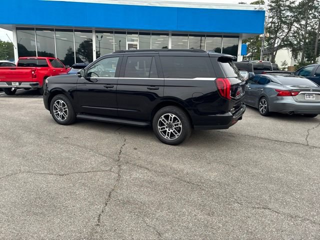Used 2025 Ford Expedition Active AWD/4WD image 20