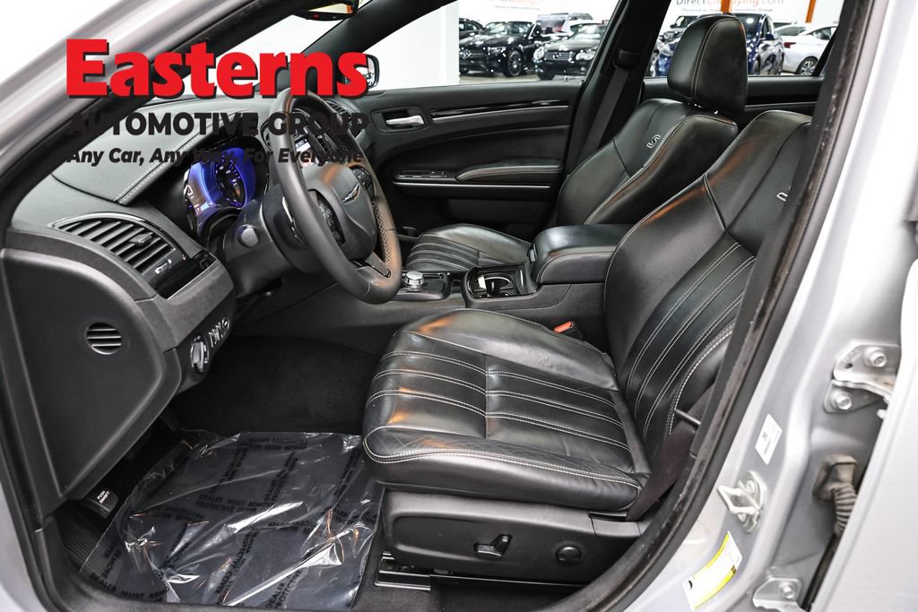 Used 2023 Chrysler 300 S RWD image 14