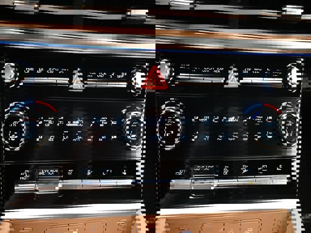 New 2026 Hyundai Santa Fe Calligraphy AWD/4WD image 16