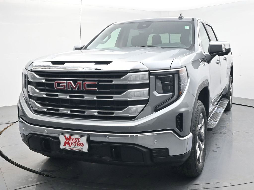 New 2026 GMC Sierra 1500 SLE image 2