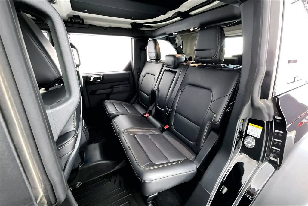Used 2025 Ford Bronco Badlands AWD/4WD image 33