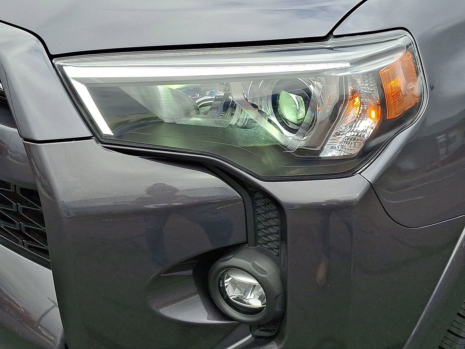 Used 2021 Toyota 4Runner SR5 Premium image 9