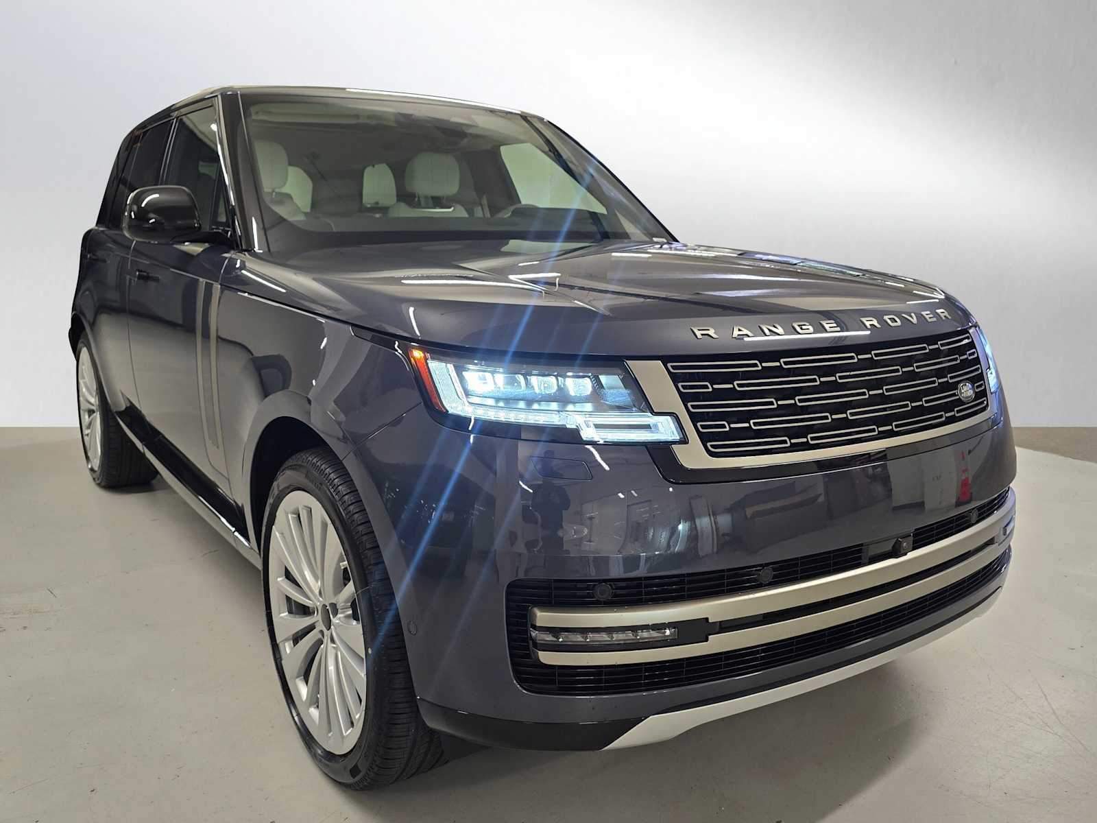 New 2026 Land Rover Range Rover SE image 7