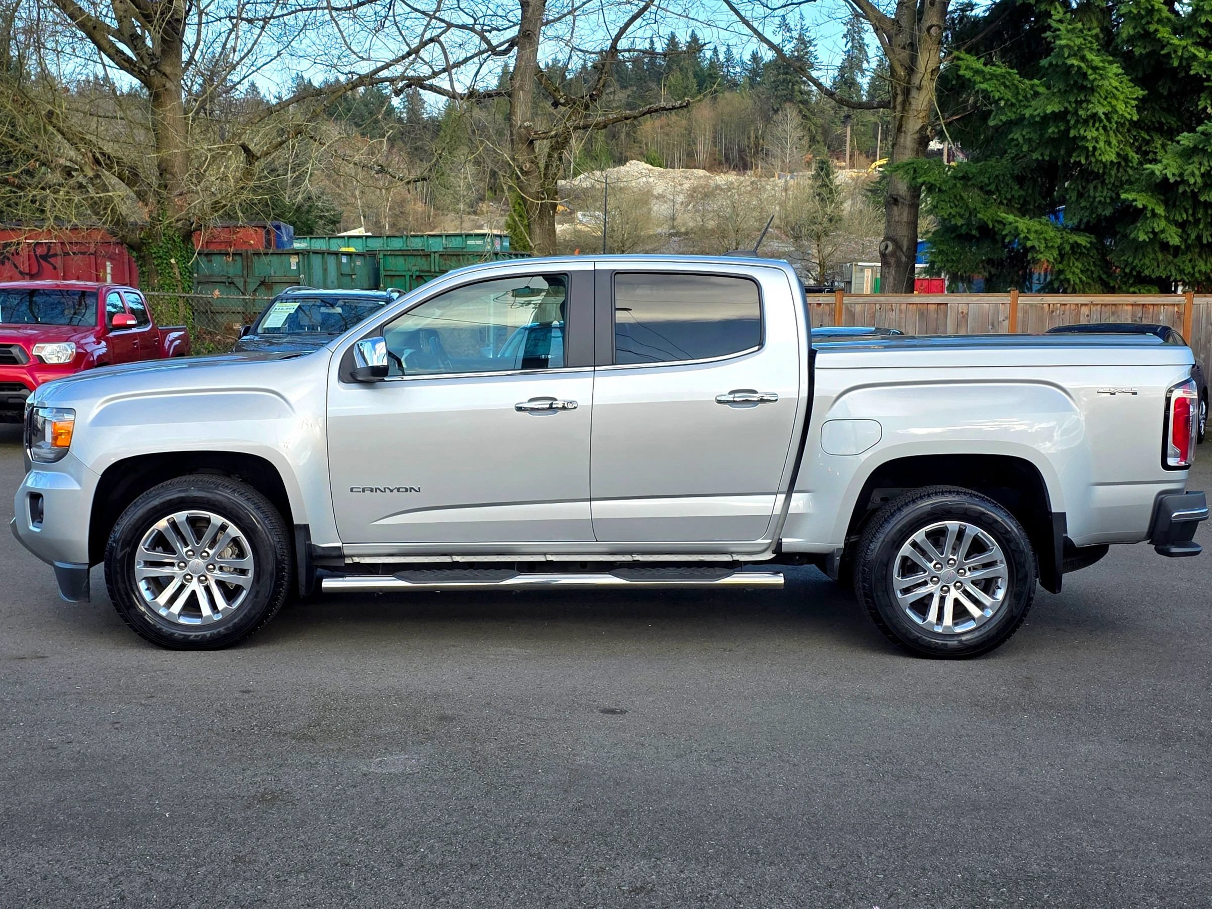 Used 2016 GMC Canyon SLT AWD/4WD image 4