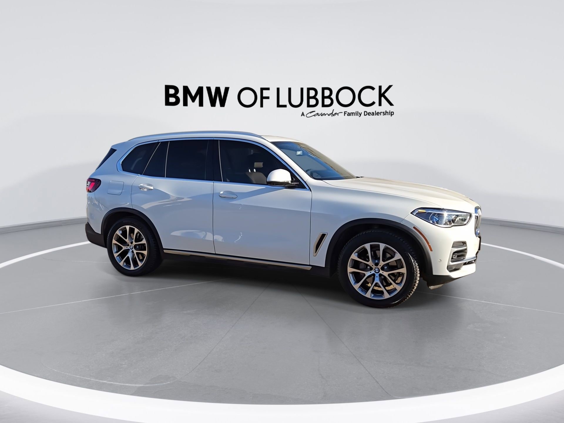 Used 2022 BMW X5 xDrive40i w/ Executive Package AWD/4WD image 9