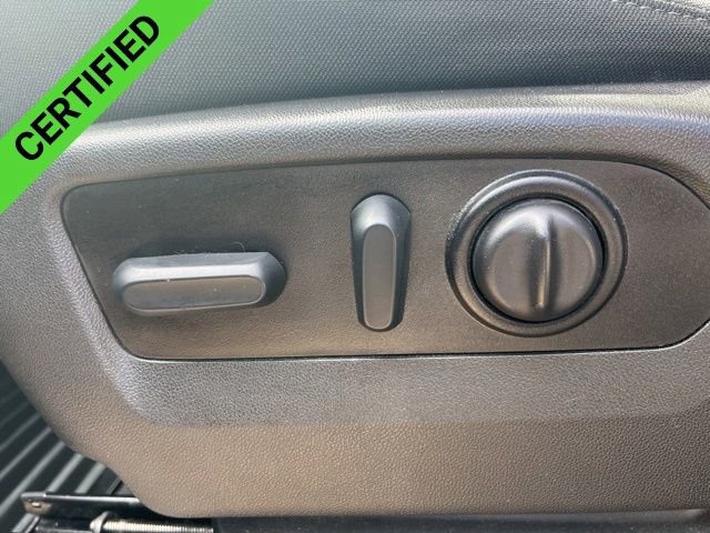 Used 2022 Chevrolet Silverado 1500 LT image 11