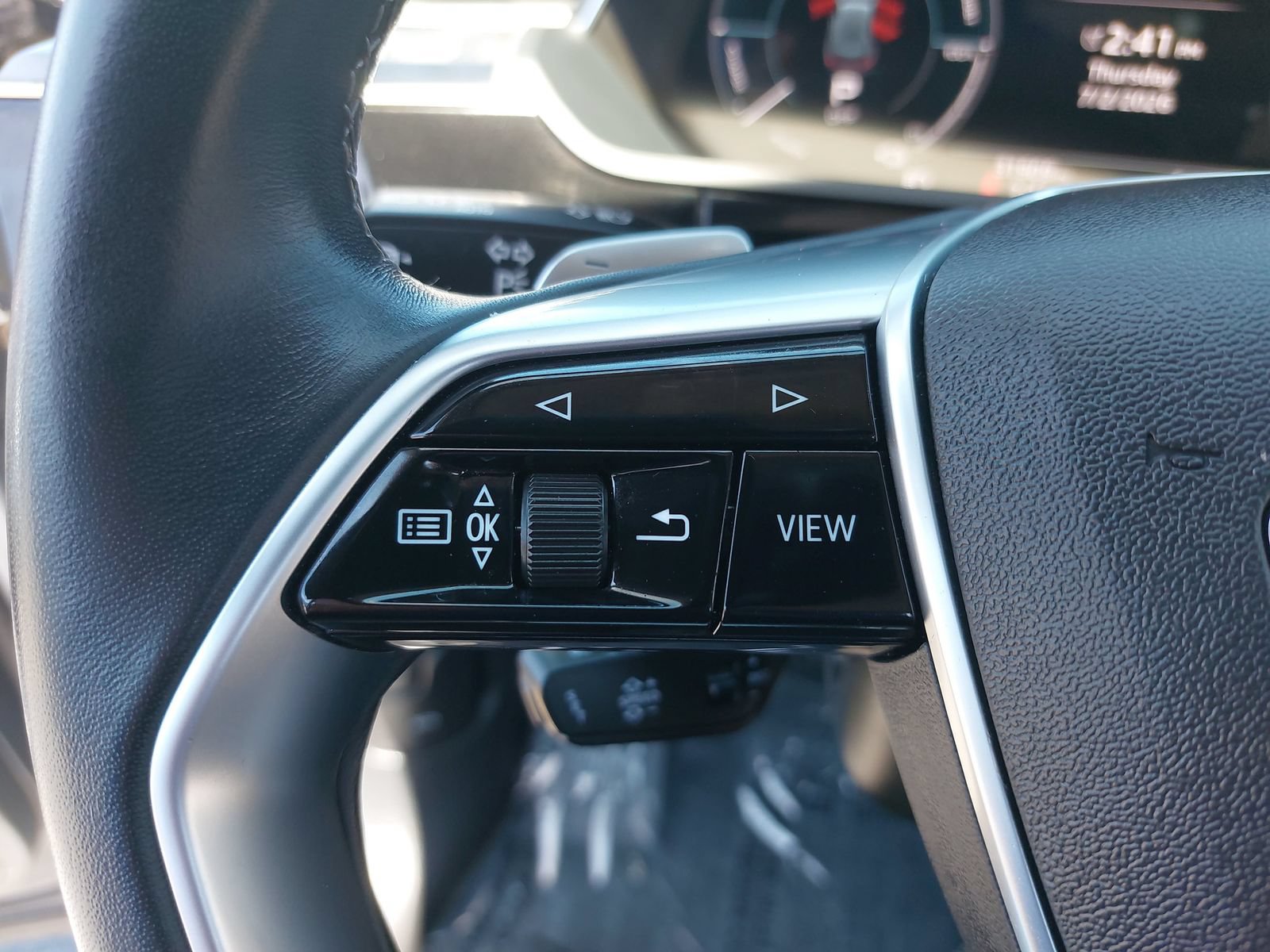 Used 2024 Audi Q8 e-tron Premium Plus w/ Prestige Package AWD/4WD image 17