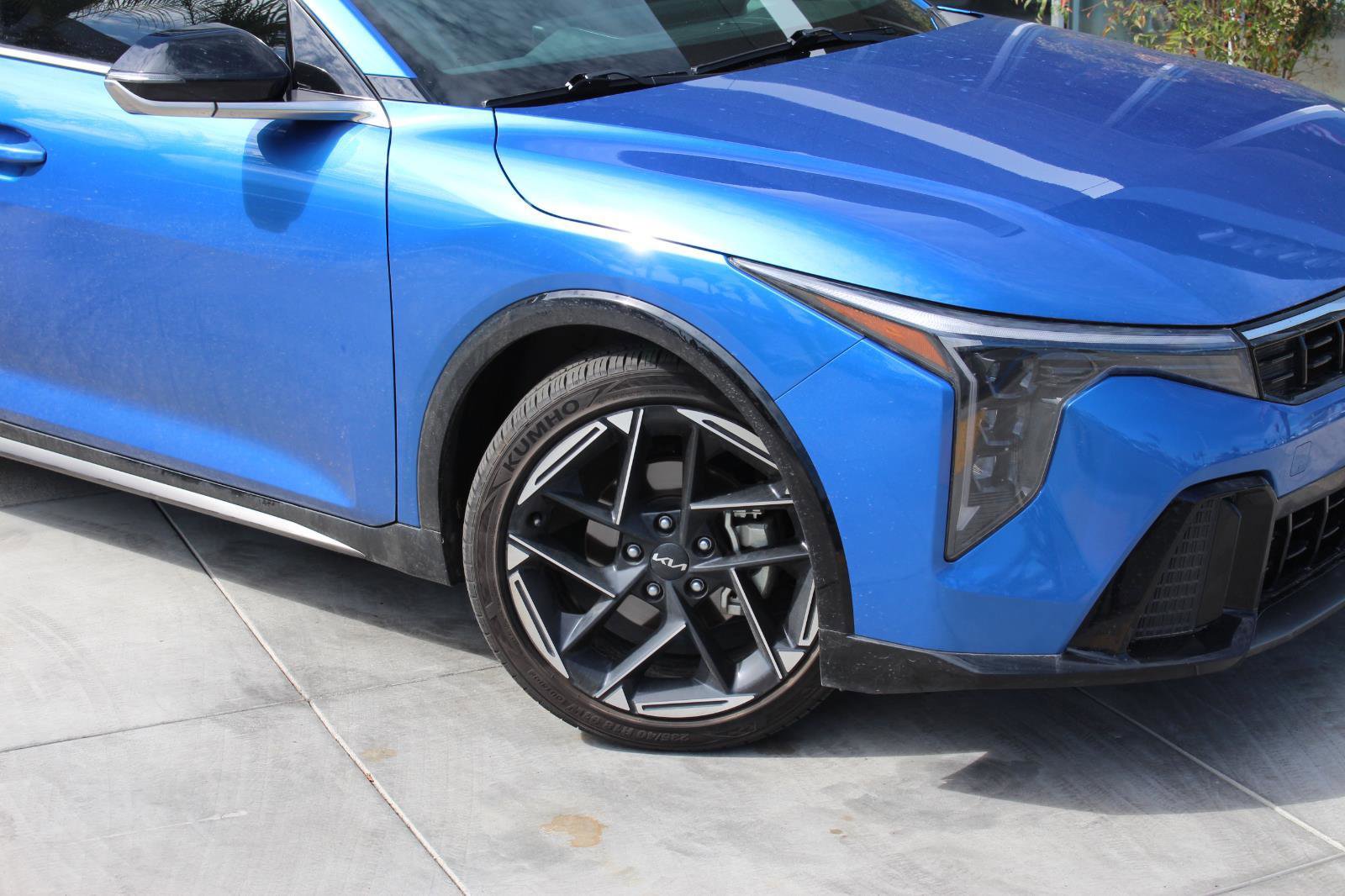 Certified 2025 Kia K4 GT-Line w/ GT-Line Premium Package image 3