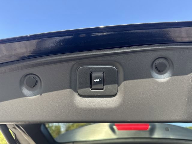 Used 2020 Nissan Pathfinder SL image 14