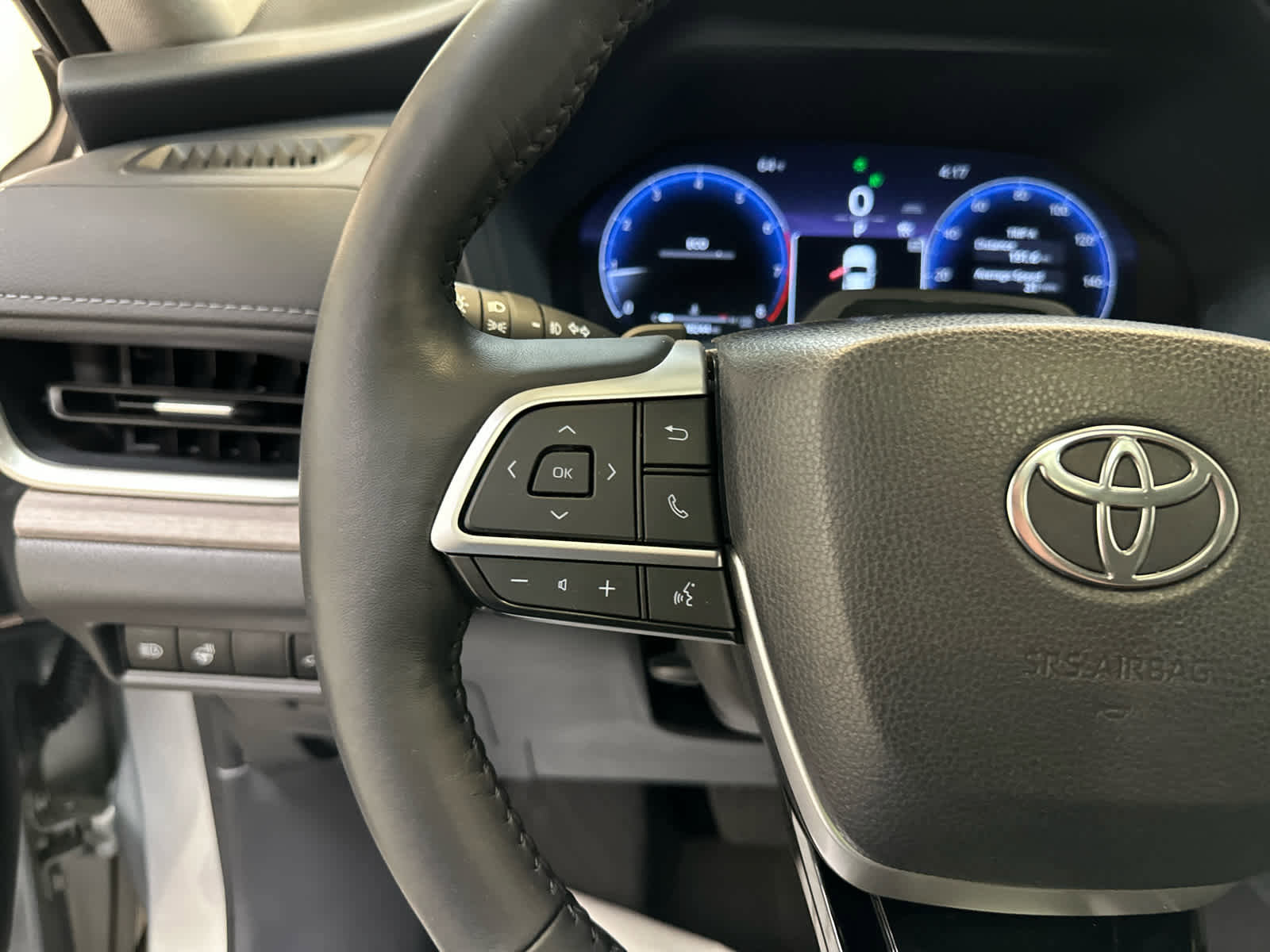 Used 2024 Toyota Grand Highlander Platinum image 22