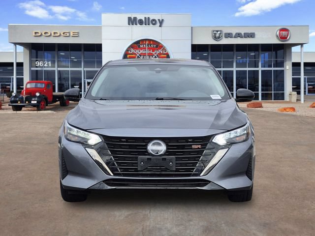 Used 2025 Nissan Sentra SR FWD image 2