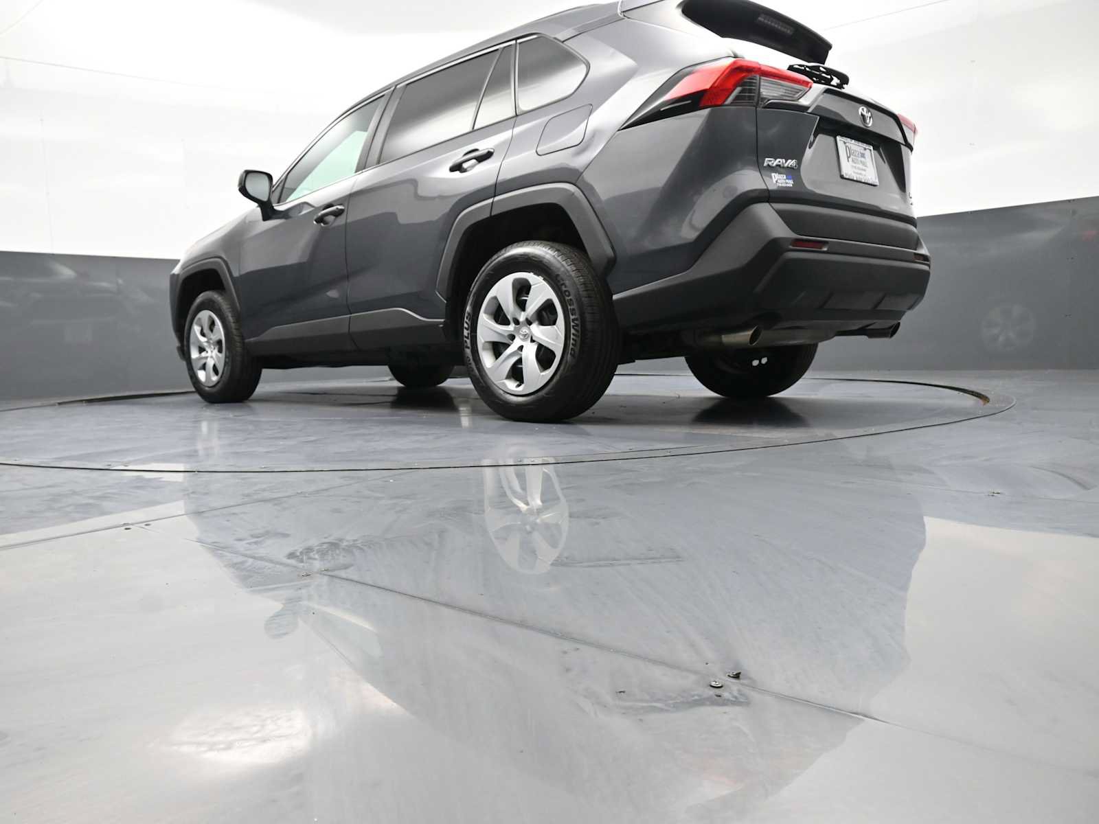 Used 2020 Toyota RAV4 LE w/ All Weather Liner Package AWD/4WD image 31