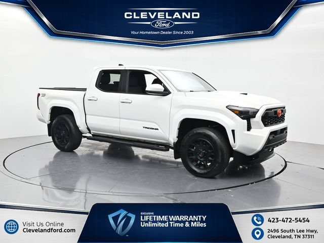 Used 2025 Toyota Tacoma TRD Sport AWD/4WD image 1
