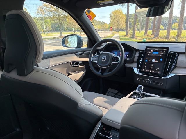 New 2026 Volvo XC90 B6 Plus w/ Protection Package Premier AWD/4WD image 27