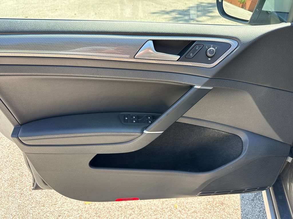 Used 2018 Volkswagen Golf Alltrack SE AWD/4WD image 13