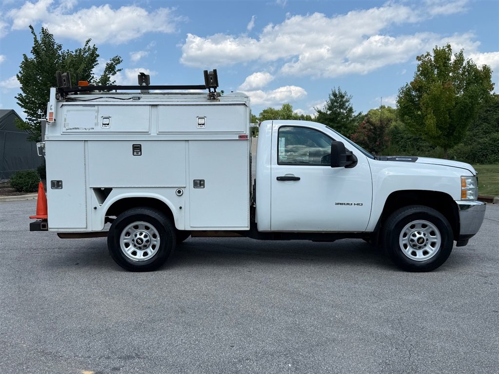 Used 2013 Chevrolet Silverado 3500 W/T RWD image 4