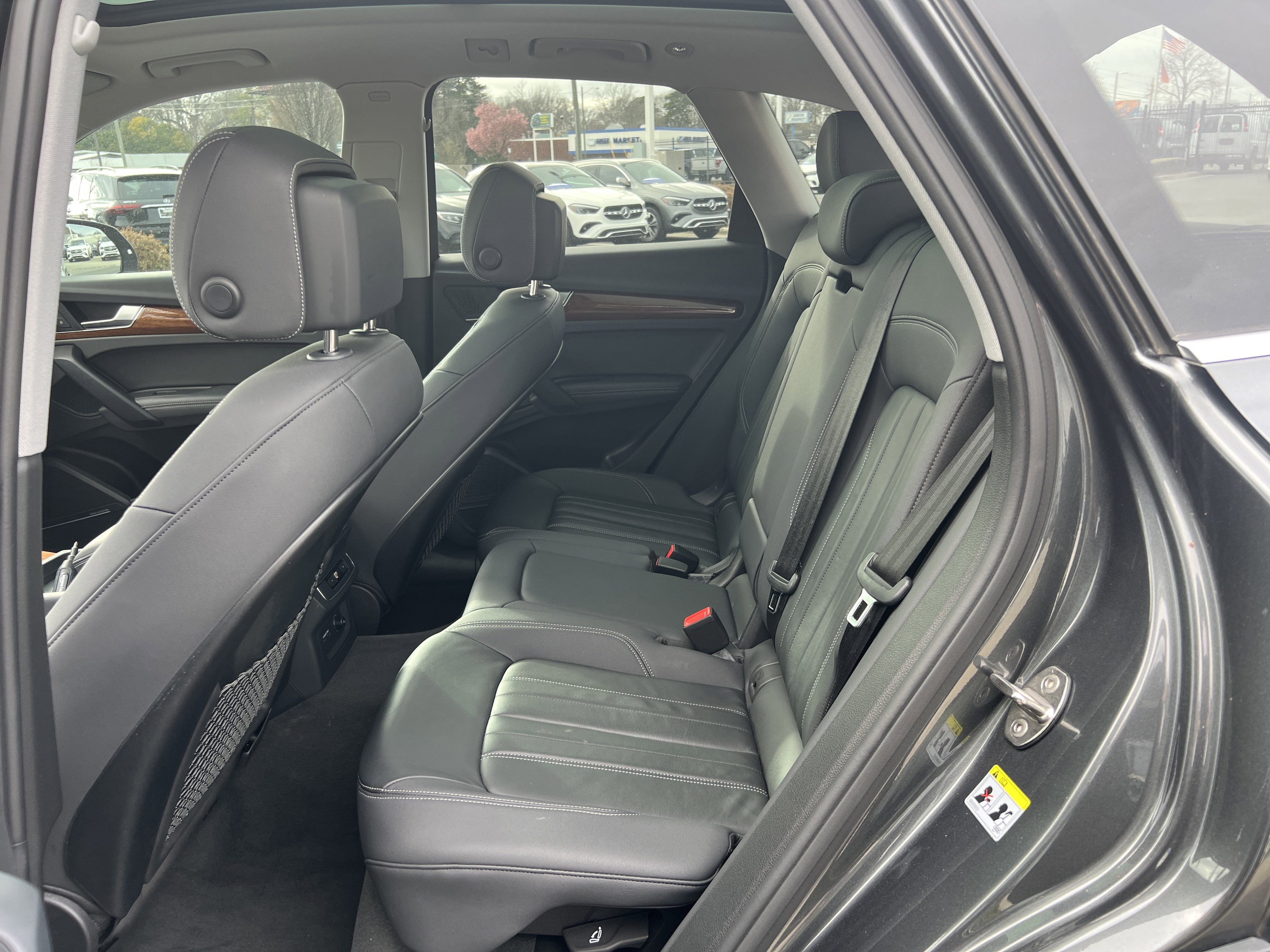 Used 2023 Audi Q5 2.0T Premium Plus w/ Premium Plus Package image 32