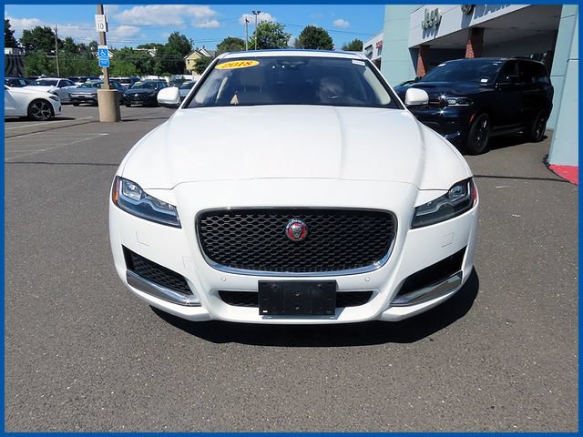 Used 2018 Jaguar XF Premium AWD/4WD image 3