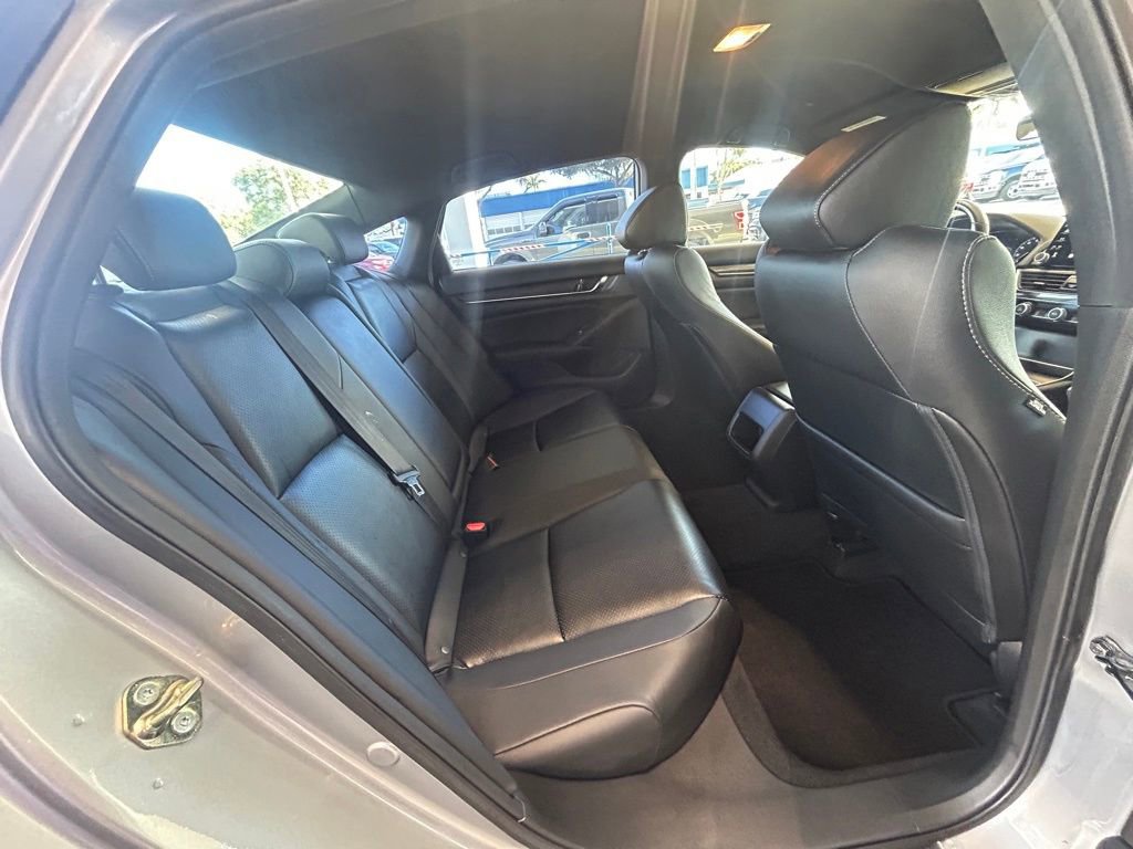 Used 2020 Honda Accord Sport image 29