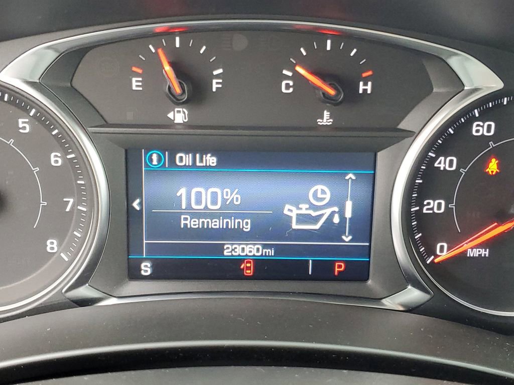 Used 2023 GMC Terrain SLE w/ Driver Convenience Package image 12