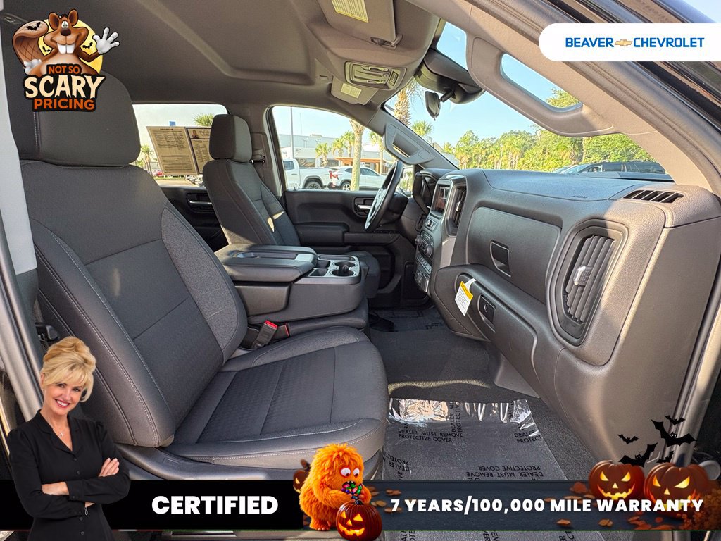 Used 2025 Chevrolet Silverado 1500 Custom Trail Boss w/ Dark Appearance Package AWD/4WD image 23