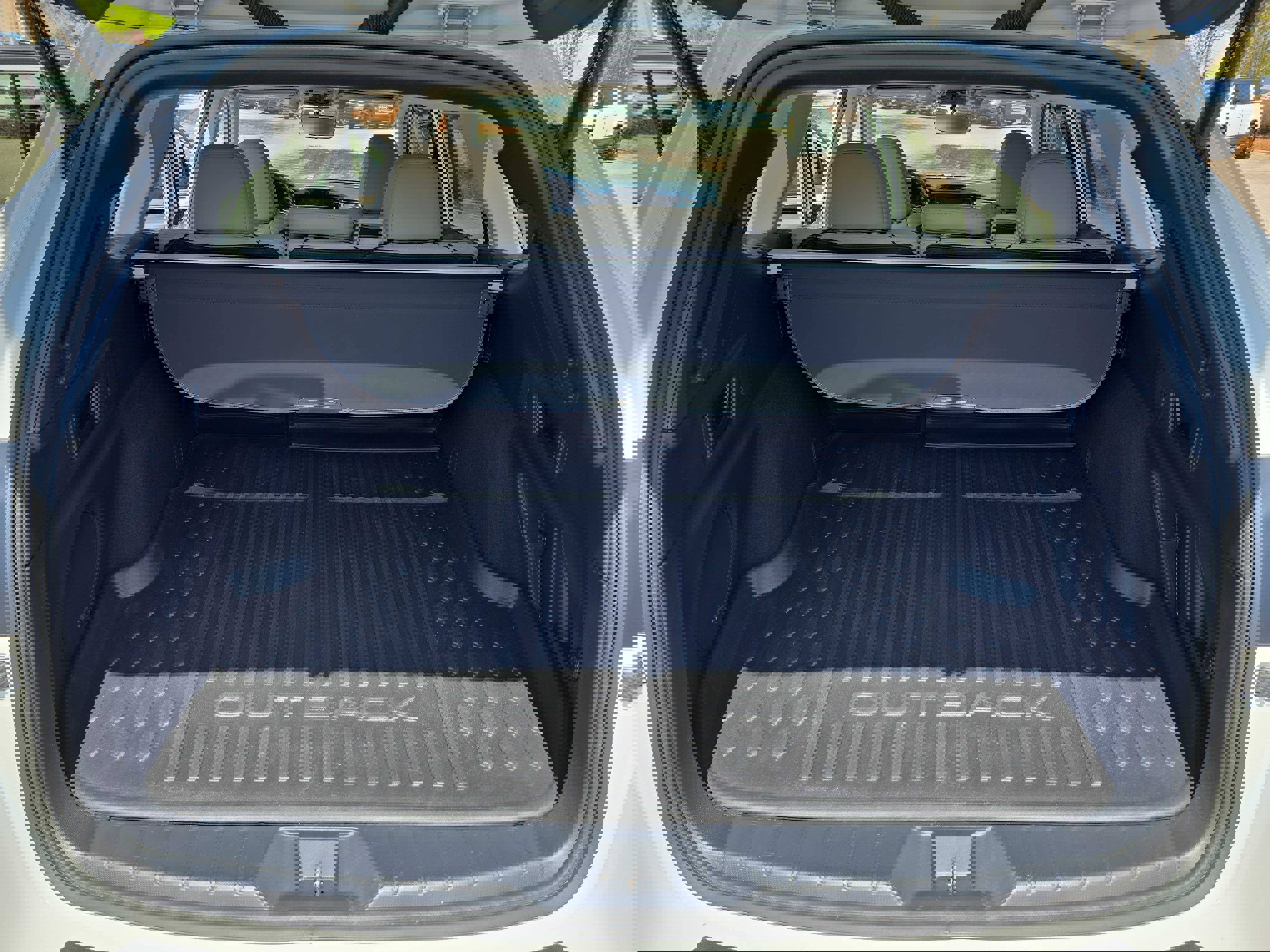 Used 2022 Subaru Outback Limited image 12