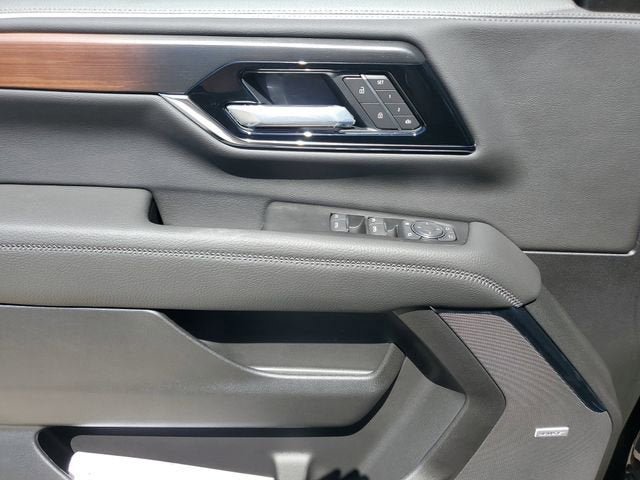 New 2026 GMC Yukon Denali AWD/4WD image 17