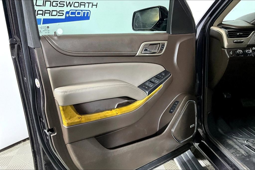 Used 2017 GMC Yukon Denali w/ Open Road Package AWD/4WD image 18
