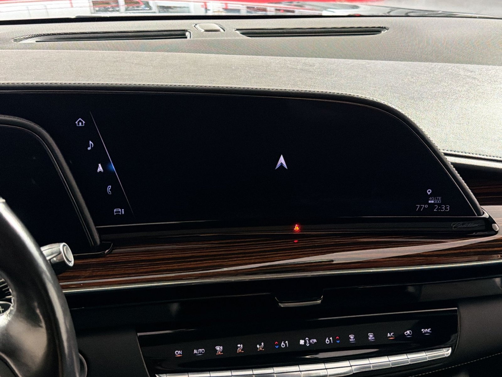 Used 2021 Cadillac Escalade ESV Premium Luxury AWD/4WD image 20