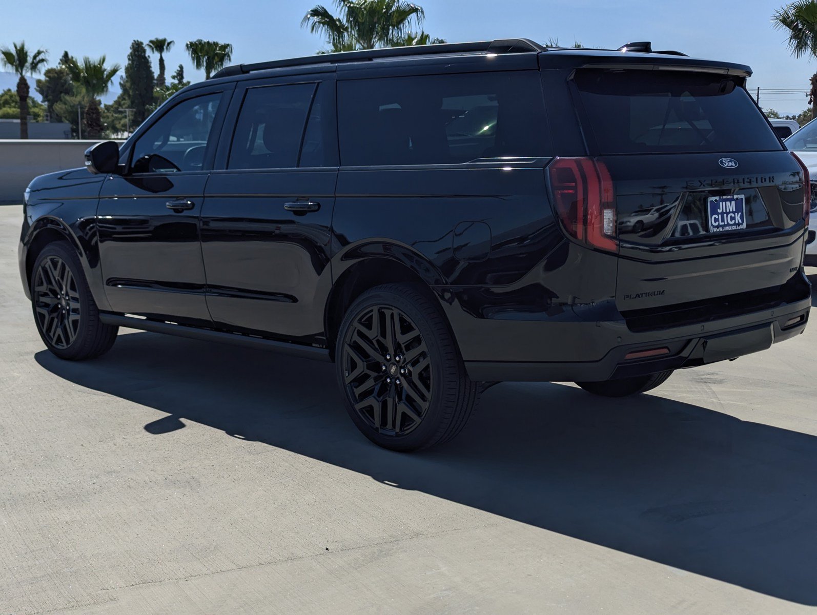 New 2027 Ford Expedition Max Platinum w/ Stealth Performance Package AWD/4WD image 4