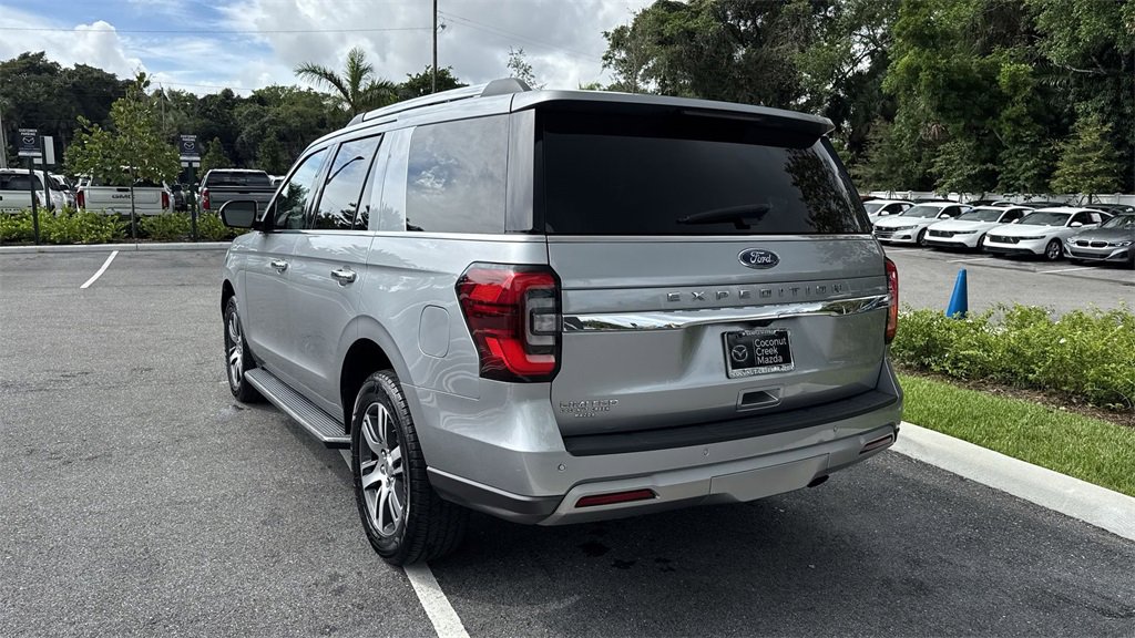 Used 2023 Ford Expedition Limited image 14