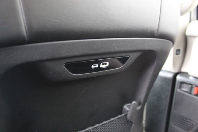 Used 2024 Chrysler Pacifica Touring-L image 29