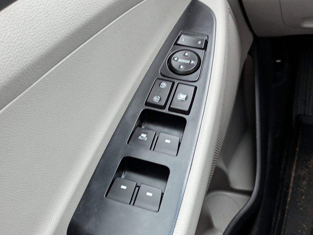 Used 2018 Hyundai Tucson SEL image 25