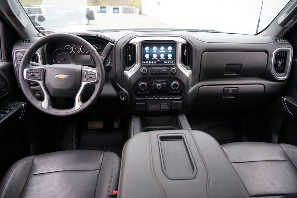 Used 2022 Chevrolet Silverado 3500 LTZ image 26