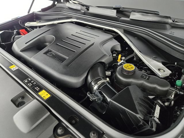 Used 2024 Land Rover Range Rover Sport SE AWD/4WD image 18