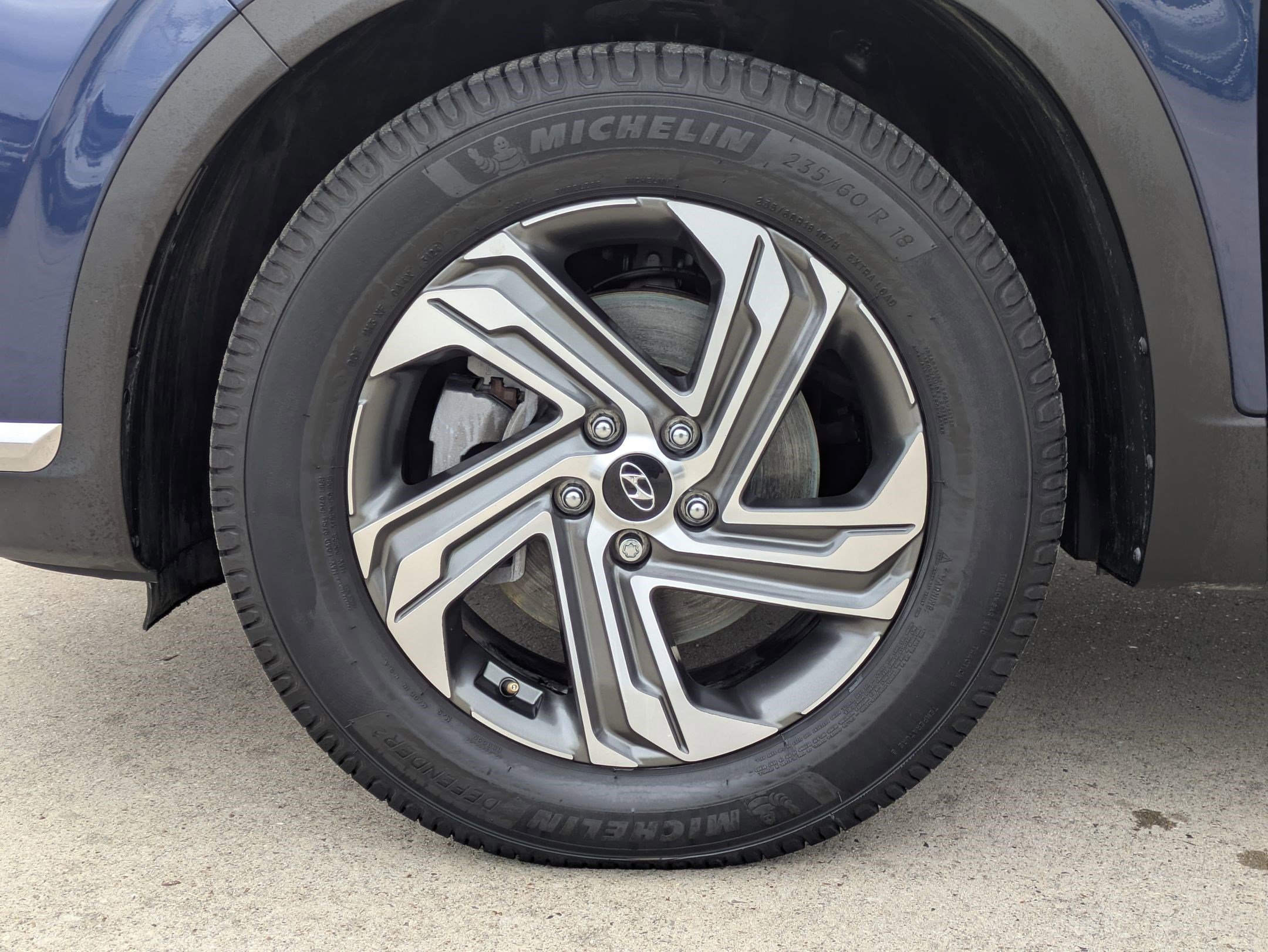 Used 2021 Hyundai Santa Fe SEL w/ Convenience + Premium Package image 12