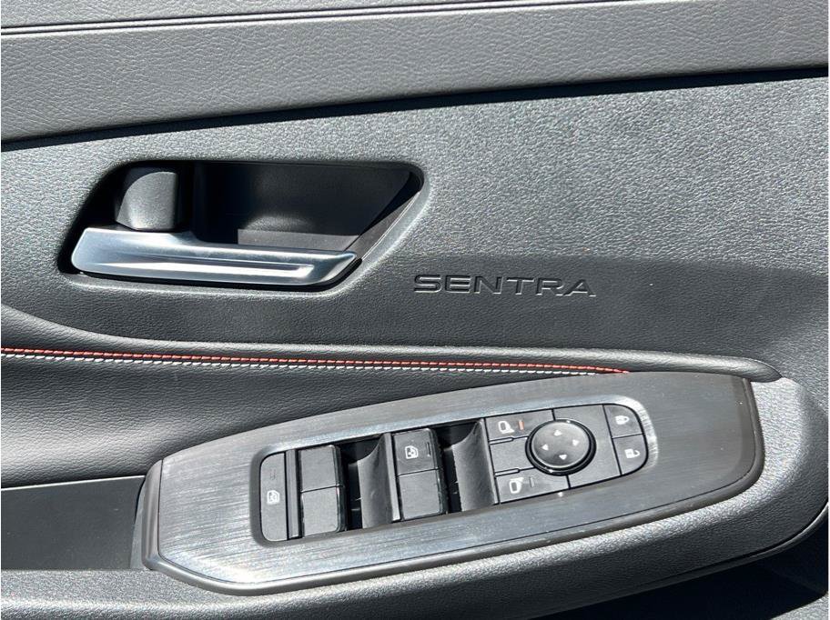 New 2027 Nissan Sentra SR w/ SR Premium Package FWD image 19