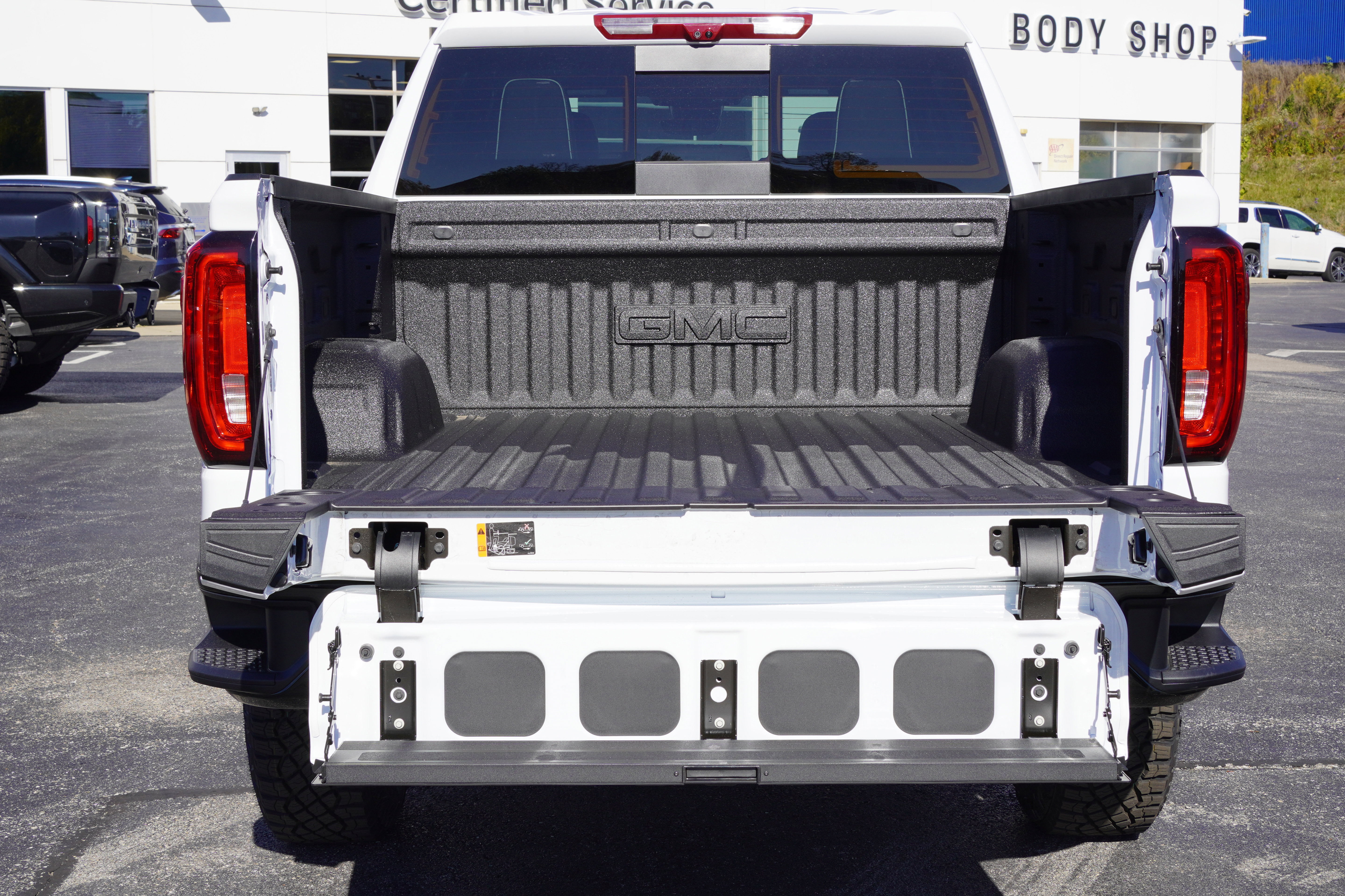 New 2026 GMC Sierra 1500 AT4X AWD/4WD image 14