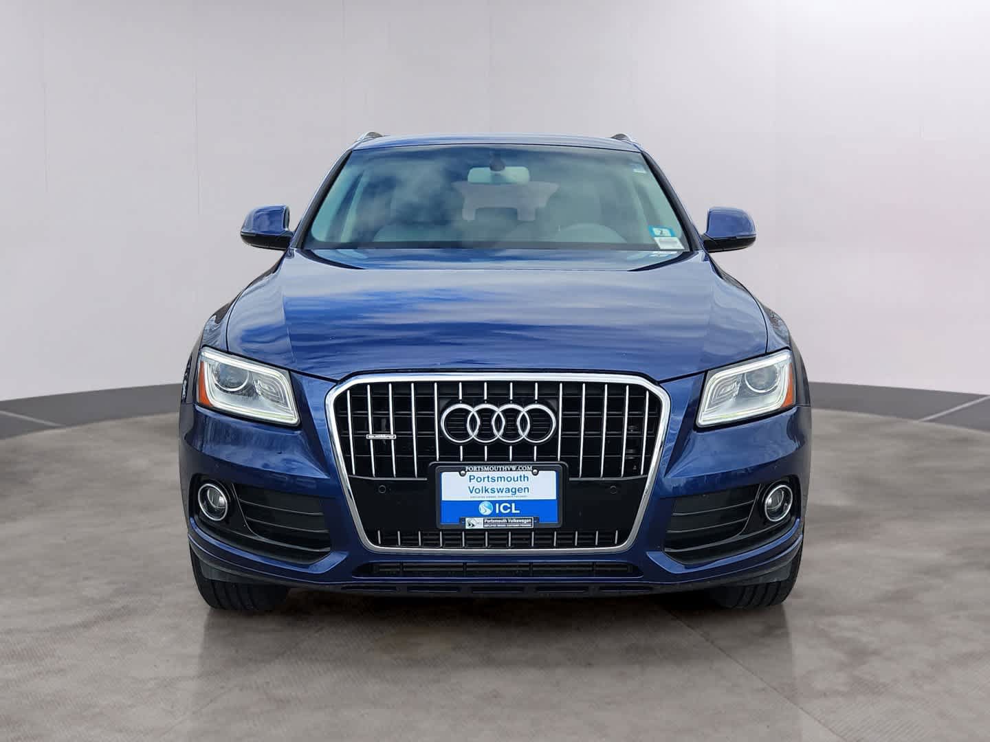 Used 2016 Audi Q5 2.0T Premium Plus w/ Technology Package AWD/4WD image 2