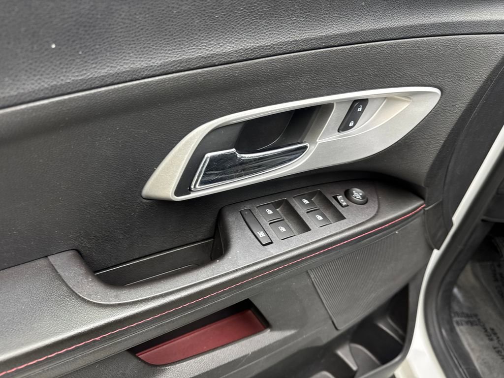 Used 2015 Chevrolet Equinox LT w/ Driver Convenience Package FWD image 32