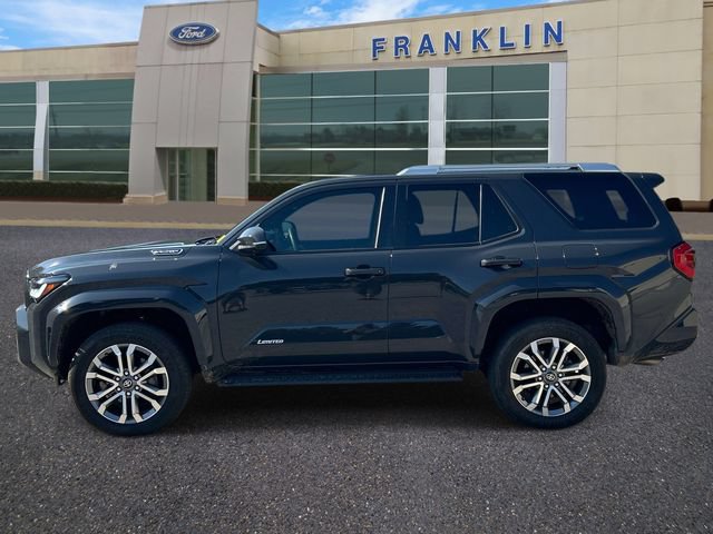 Used 2025 Toyota 4Runner Limited AWD/4WD image 4